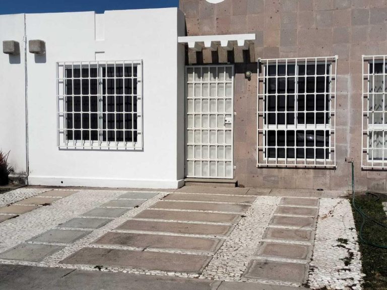 Casa en Renta 2hab Paseos del Bosque Corregidora Queretaro