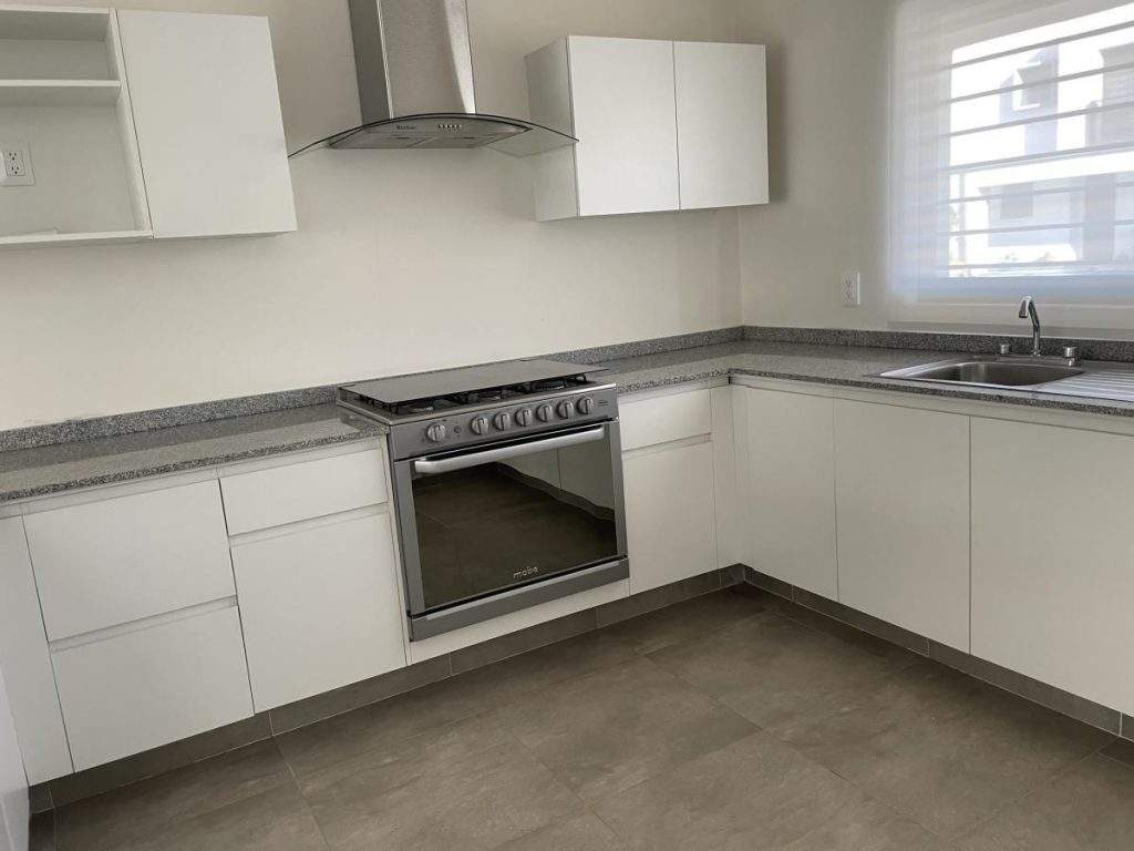 Casa en Renta 3 hab Fracc Adamar Residencial Tlajomulco Jalisco 2