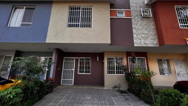 Casa en Renta 3 hab Parques de Tesistan Zapopan Jalisco