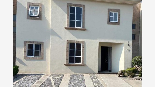 Casa en Renta 3 hab Villa Romana Metepec Edo de Mexico