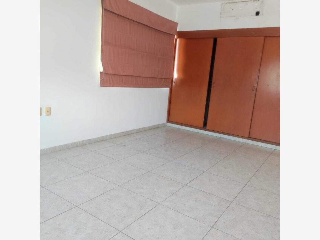 Casa en Renta 3hab Col flores magon Veracruz 4