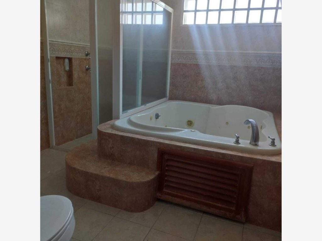 Casa en Renta 3hab Col flores magon Veracruz 7