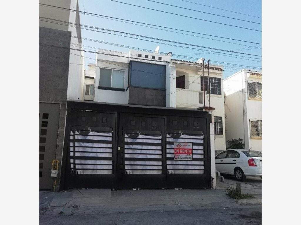 Casa en Renta 3hab Colonial Cumbres Monterrey Nuevo Leon