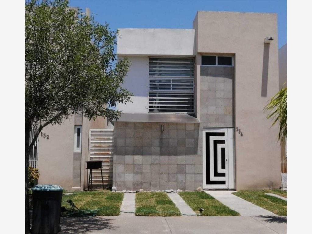 Casa en Renta 3hab Crystal Lagoons Apodaca Nuevo Leon