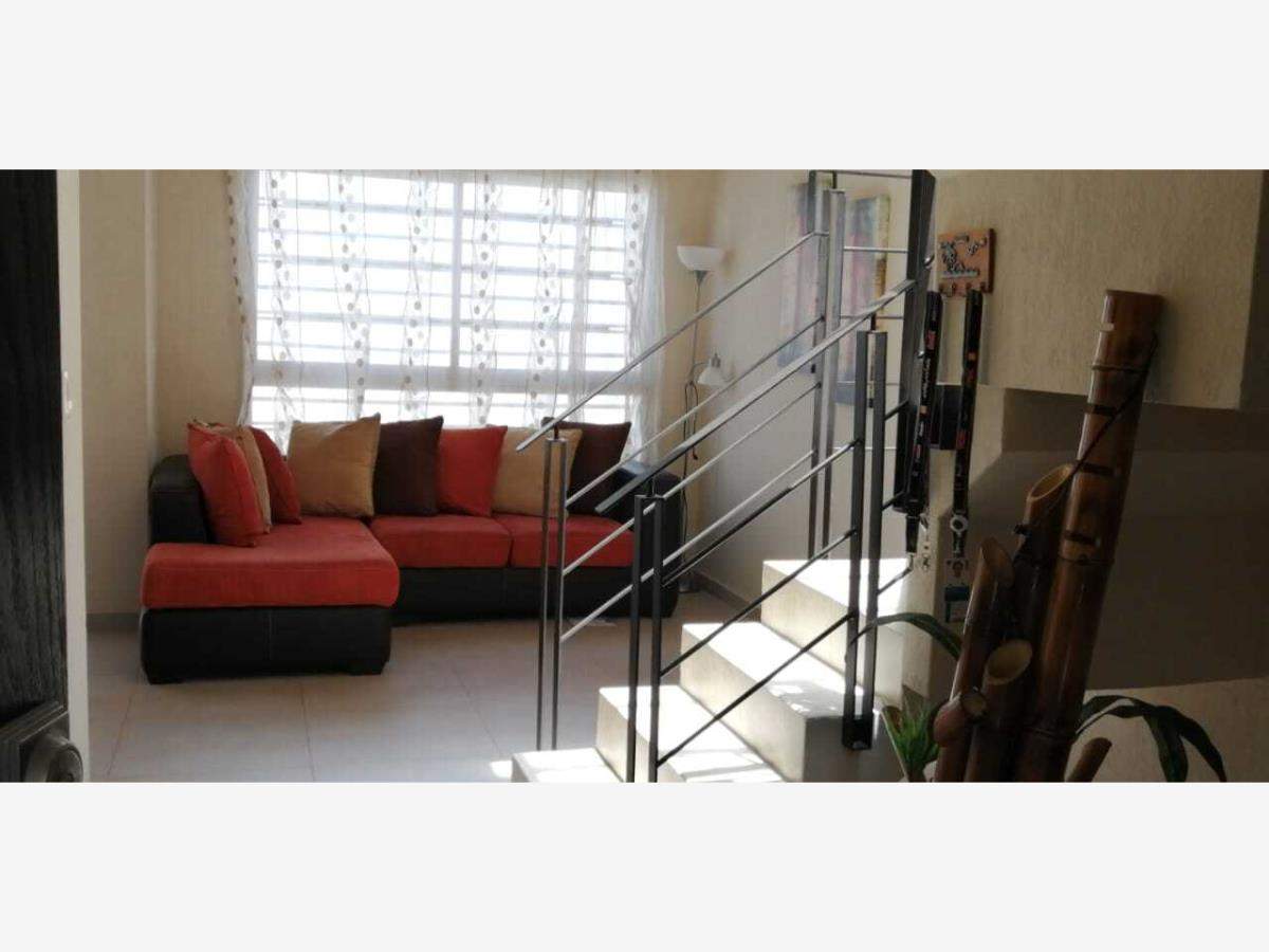 Casa en Renta 3hab Crystal Lagoons Apodaca Nuevo Leon 2