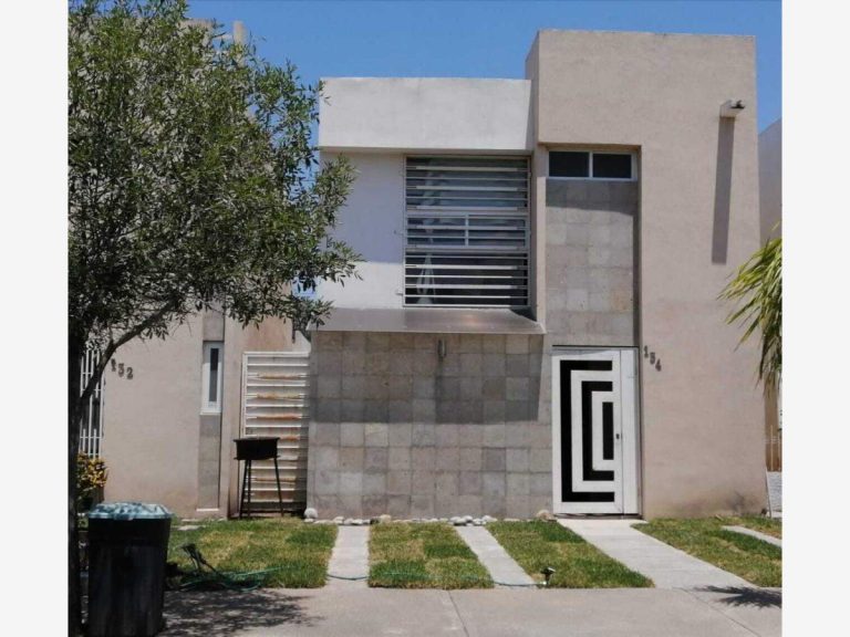 Casa en Renta 3hab Crystal Lagoons Apodaca Nuevo Leon