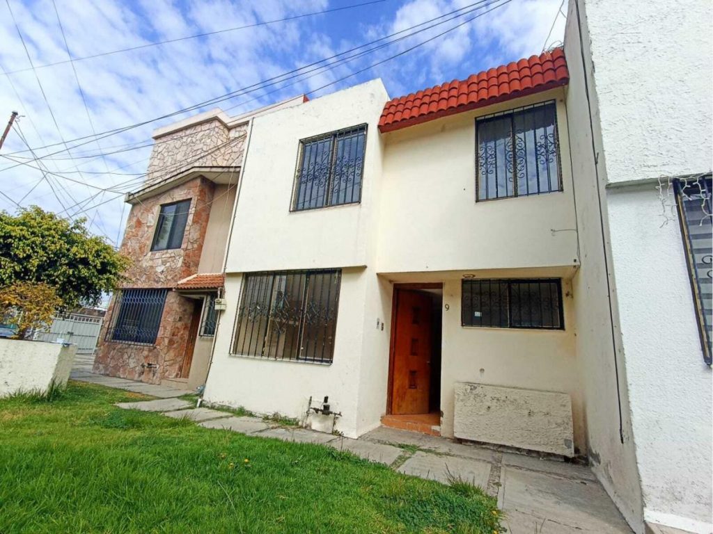 Casa en Renta 3hab Fracc Bugambilias Puebla