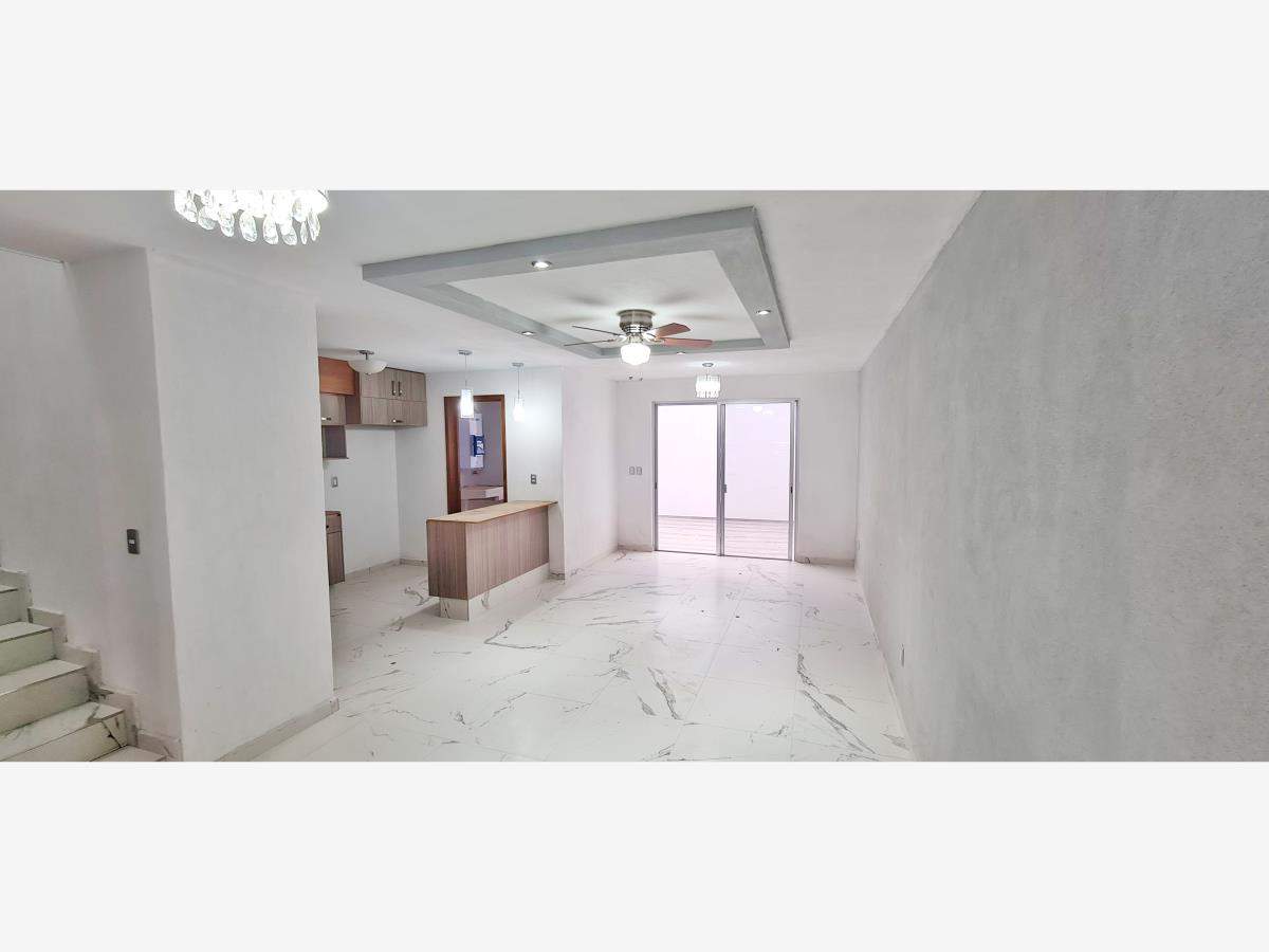 Casa en Renta 3hab Jardines Del Valle Zapopan Jalisco 2