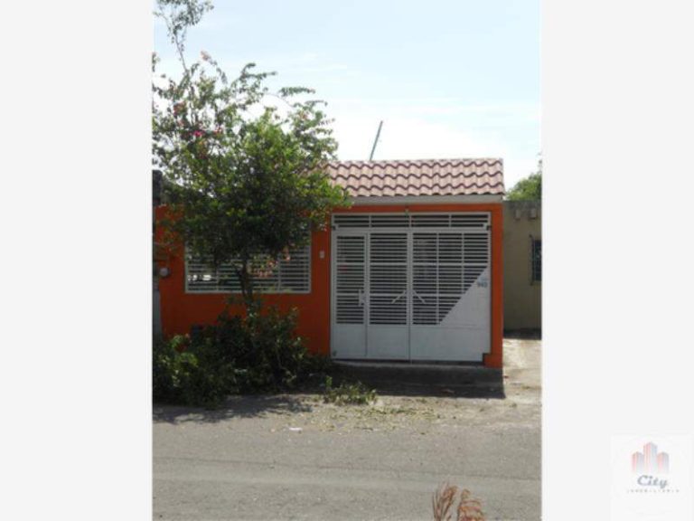 Casa en Venta 2hab Colinas de Santa Fe Veracruz