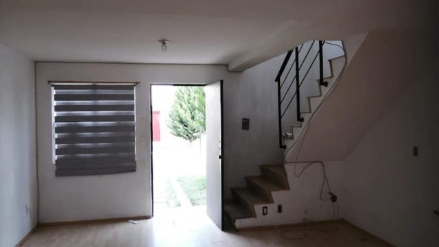 Casa en Venta 2hab Fracc Real Solares El Marques Queretaro w
