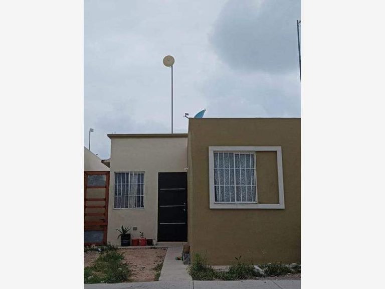 Casa en Venta 2hab Valle del Seminario Juarez Nuevo Leon