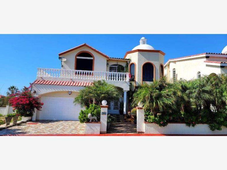 Casa en Venta 4hab Fracc Marena Cove Playas de Rosarito