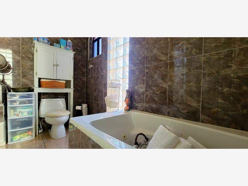 Casa en Venta 4hab Fracc Marena Cove Playas de Rosarito b