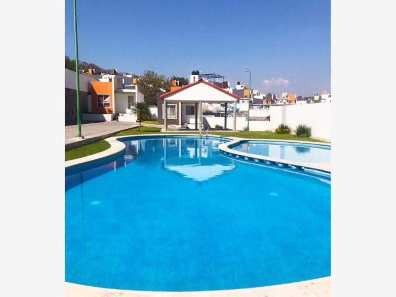 Casa en Venta RESIDENCIAL BELLO HORIZONTE Xochitepec Morelos 2
