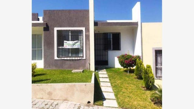 Casa en Venta RESIDENCIAL BELLO HORIZONTE Xochitepec Morelos