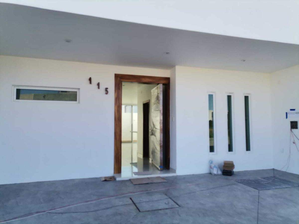Casa en renta 5 hab Solares Zapopan Jalisco 2