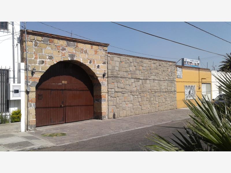 Amplia Casa en Renta de 4 recamaras en Apizcao Tlaxcala Mexico 1