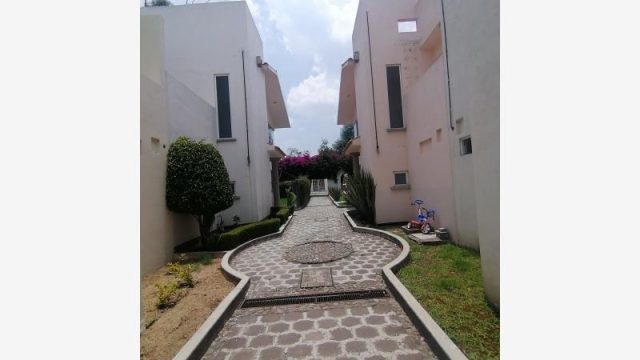 Bonita Casa en Renta 3 recamaras Lago de Guadalupe Cuautitlan Izcalli Mexico 2