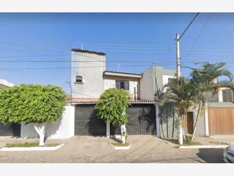 CASA EN RENTA en colonia Mariono Otero en Zapopan Jalisco