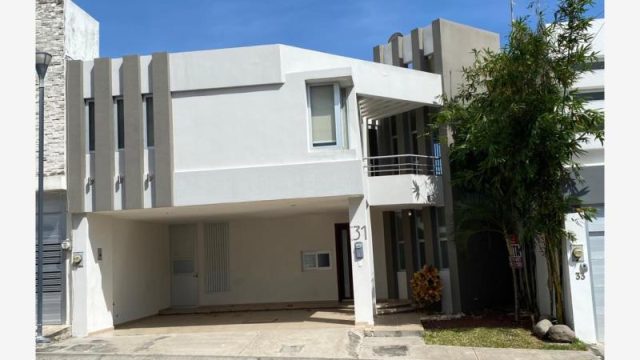 Casa en Lomas Diamante