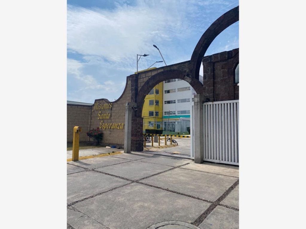 Casa en Renta 2hab Misiones de Santa Esperanza Toluca Mexico 2