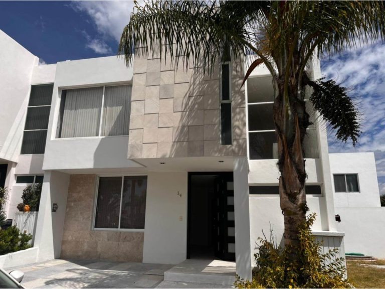 Casa en Renta 3hab Lomas de Angelópolis San Andres Cholula Puebla