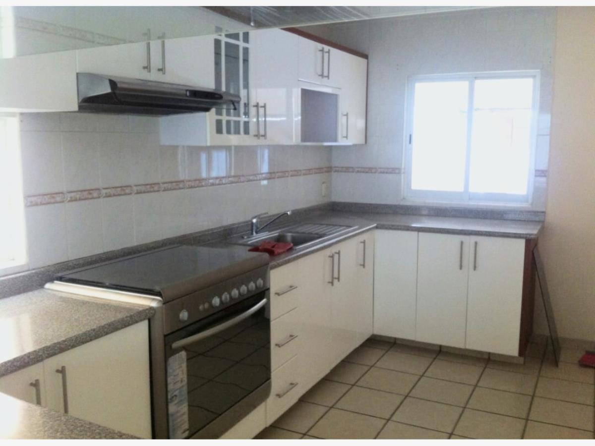 Casa en Renta 3hab Urbano Bonanza Metepec Estado de Mexico 3