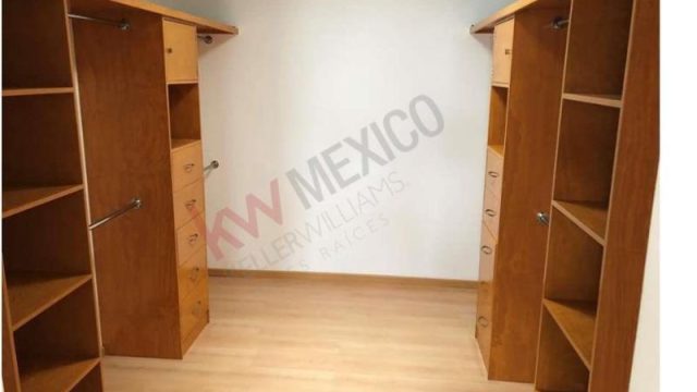 Casa en Renta Bosque Esmeralda Atizapan de Zaragoza EdoMex 1