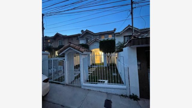 Casa en Renta Colinas de Agua Caliente Tijuana Baja California 2