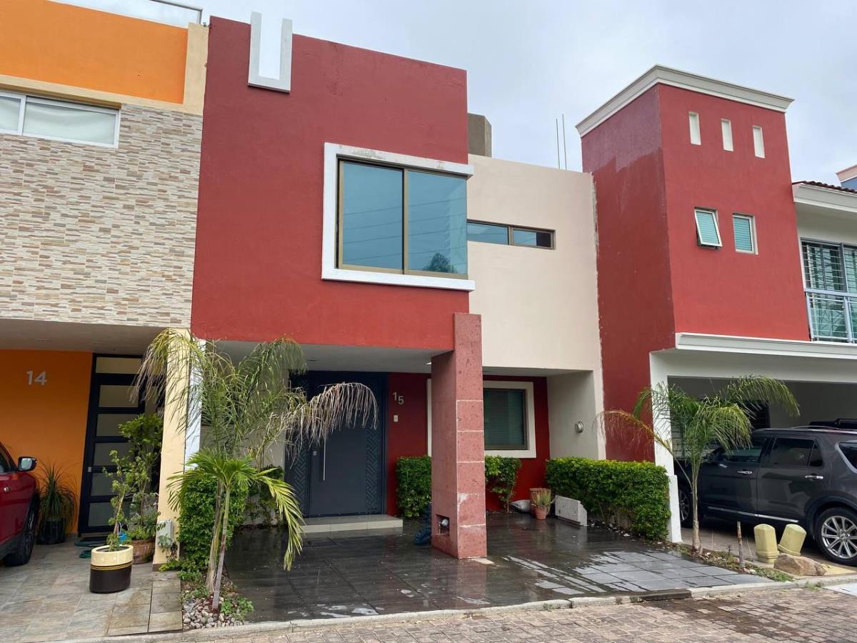 Casa en Renta Fracc Real de Valdepenas II Zapopan Jalisco 1