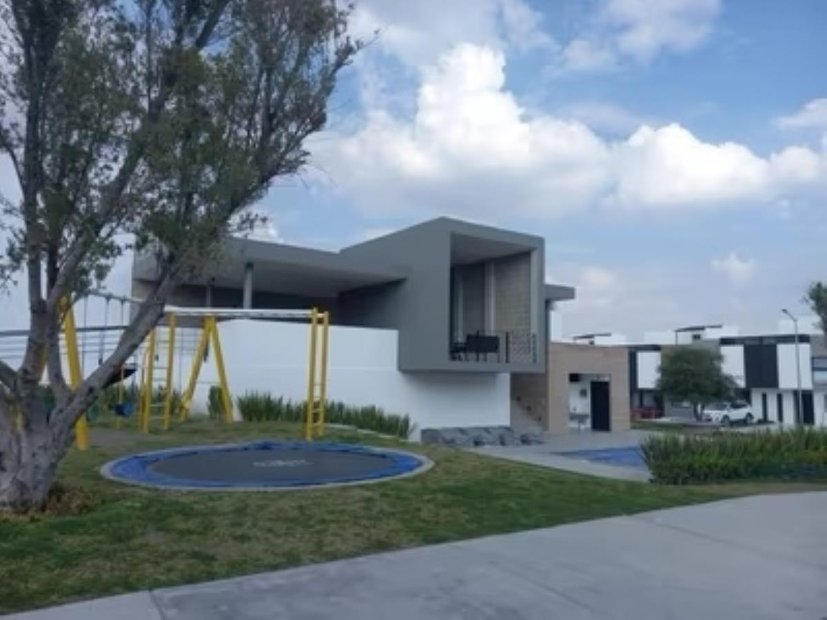 Casa en Renta Fracc Zakia El Marques Queretaro 3