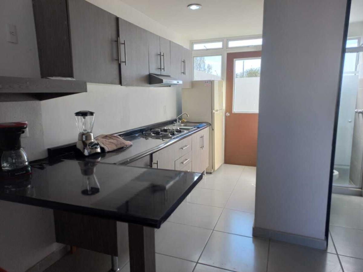 Casa en Renta economica 3hab residencial bonaterra Aguascalientes 4 1
