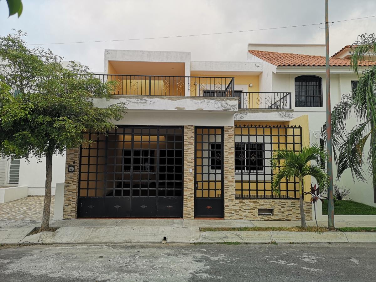 Casa en Renta en Las Lagunas Villas de Alvarez Colima Mexico 1