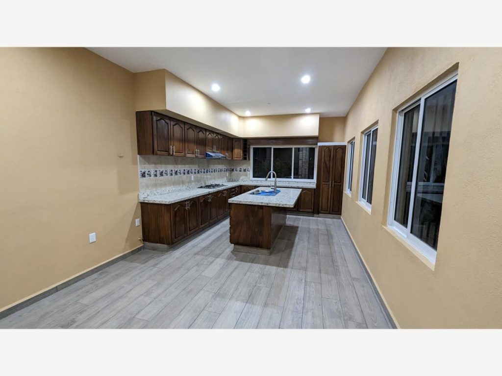 Casa en Renta en Las Lagunas Villas de Alvarez Colima Mexico 12