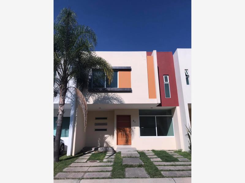 Casa en renta en Fracc casa fuerte Tlajomulco de Zuniga Jalisco 1