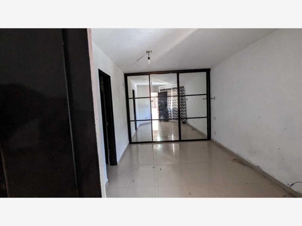Departamento en Renta en Jardines Vista Hermosa Colima Mexico 5