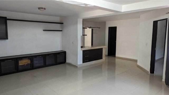 Departamento en Renta en Jardines Vista Hermosa Colima Mexico 8