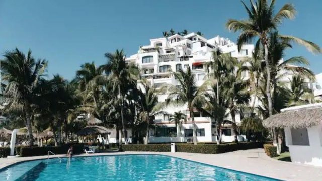 Departamento en Renta en Las Hadas Manzanillo Colima Mexico 2