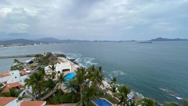 Departamento en Renta en Las Hadas Manzanillo Colima Mexico 4