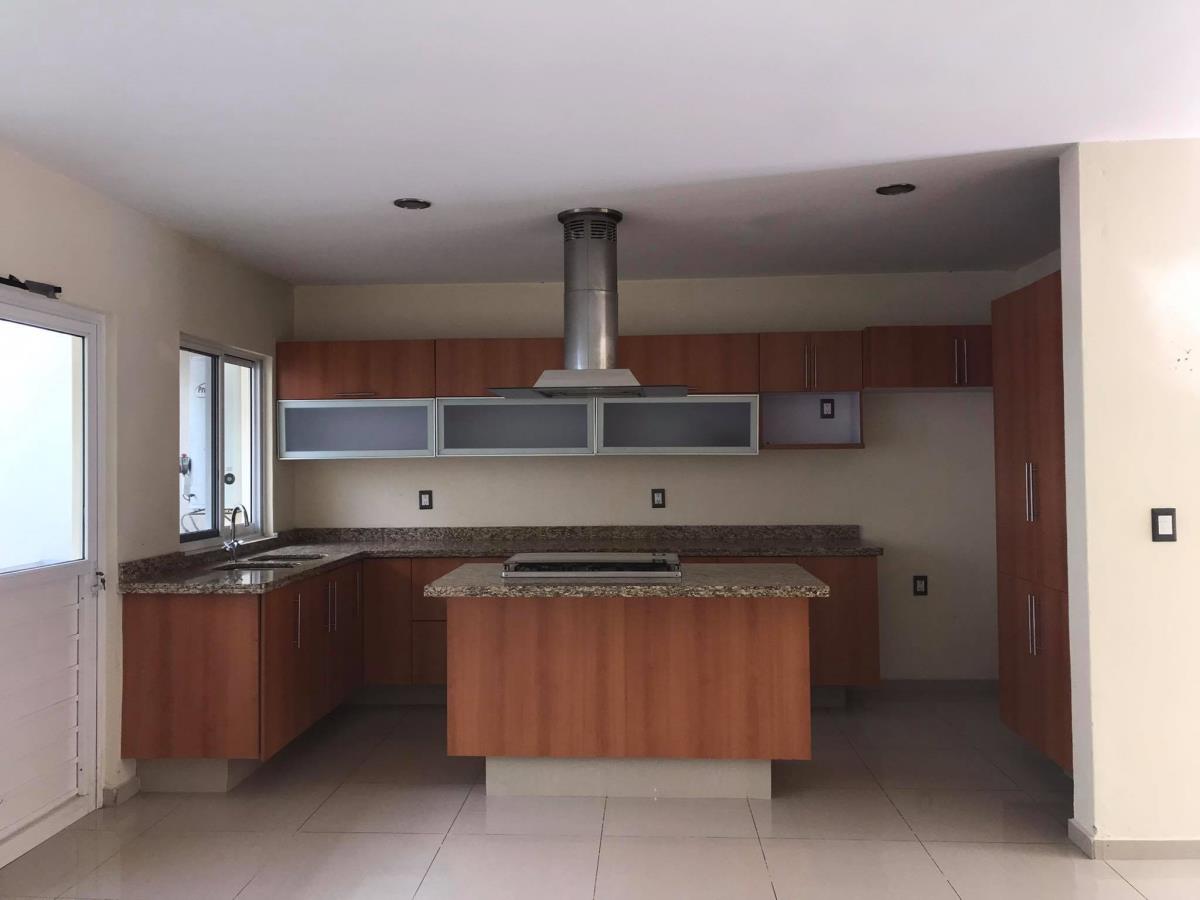 amplia Casa en Renta Fracc Casa Fuerte Tlajomulco de Zuniga Jalisco 8