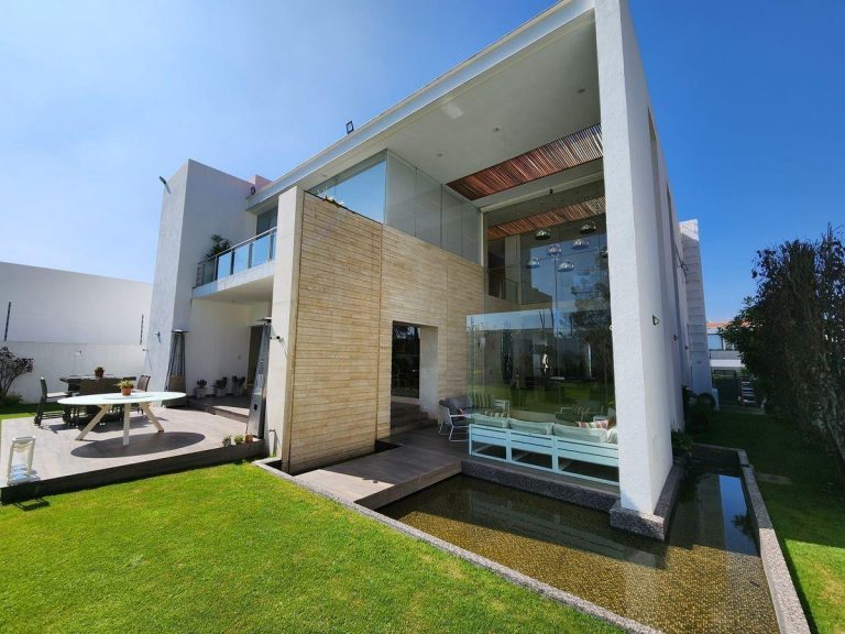 Amplia Casa en VENTA en Las Aguilas Alvaro Obregon CDMX