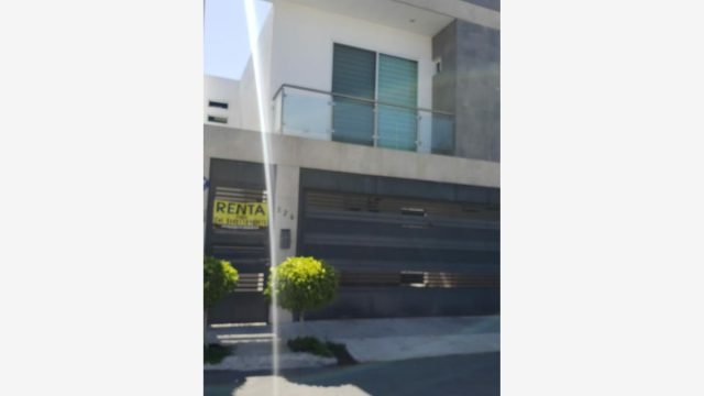 Casa en RENTA en Privadas de Anahuac Sector Irlandes General Escobedo Nuevo Leon 1