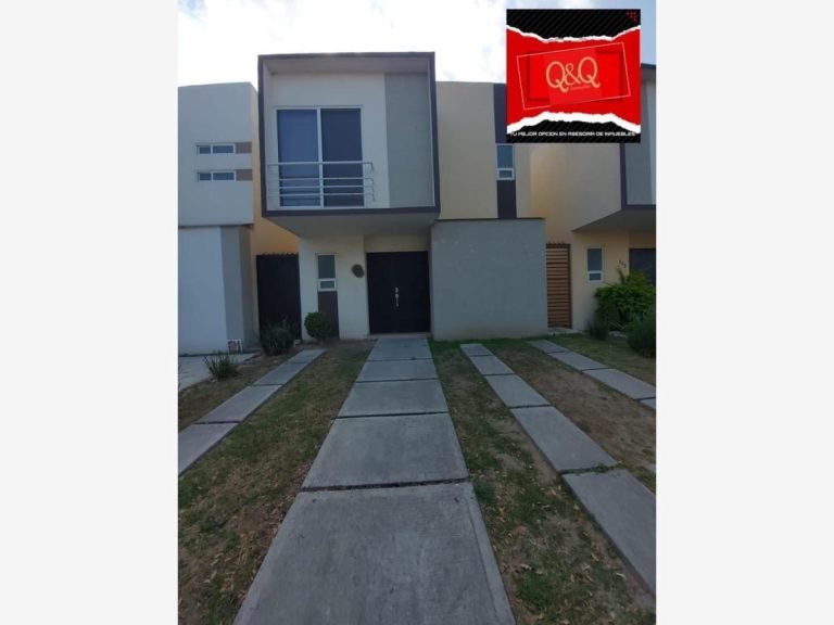 Casa en Renta en Crystal Lagoons Apodaca Nuevo Leon