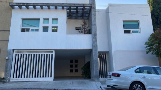 Casa en Renta en Cumbres Toscana Garcia Nuevo Leon 2