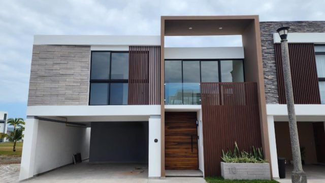 Casa en VENTA en Lomas del Sol Alvarado Veracruz 1