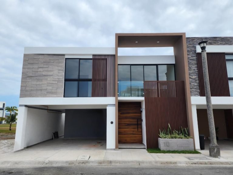 Casa en VENTA en Lomas del Sol Alvarado Veracruz