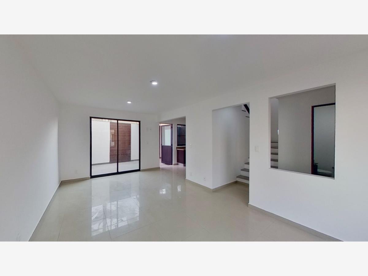 Casa en VENTA en Santa Maria la Asuncion San Mateo Atenco EdoMex 3