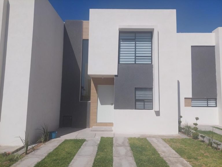 Casa en Venta en Cerradas Miravalle Gomez Palacio Durango