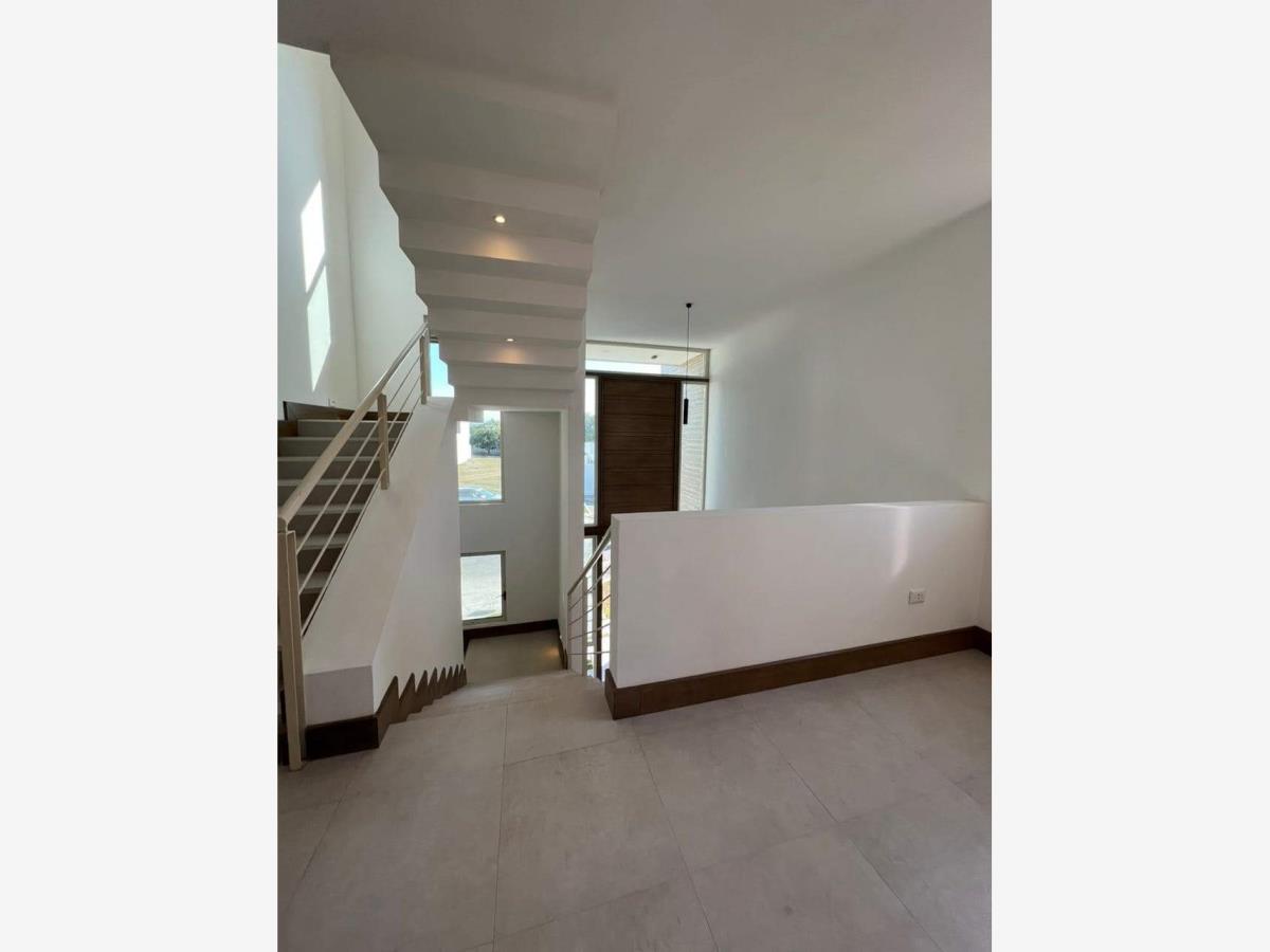 Casa en Venta en Sienna Residencial Monterrey Nuevo Leon 2