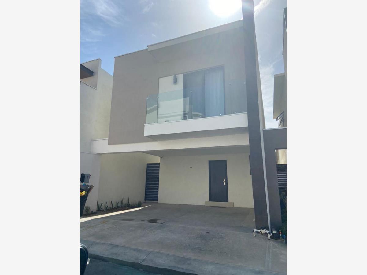 Casa en renta Fracc Cumbres Montenova Garcia Nuevo Leon 1